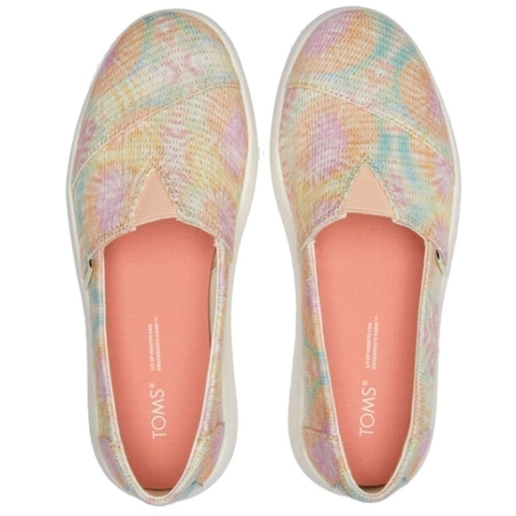 TOMS Shoes Loafers Mallow Candy Pink Tie Dye Crochet Flats COMFORTABLE Slip On - Picture 4 of 8